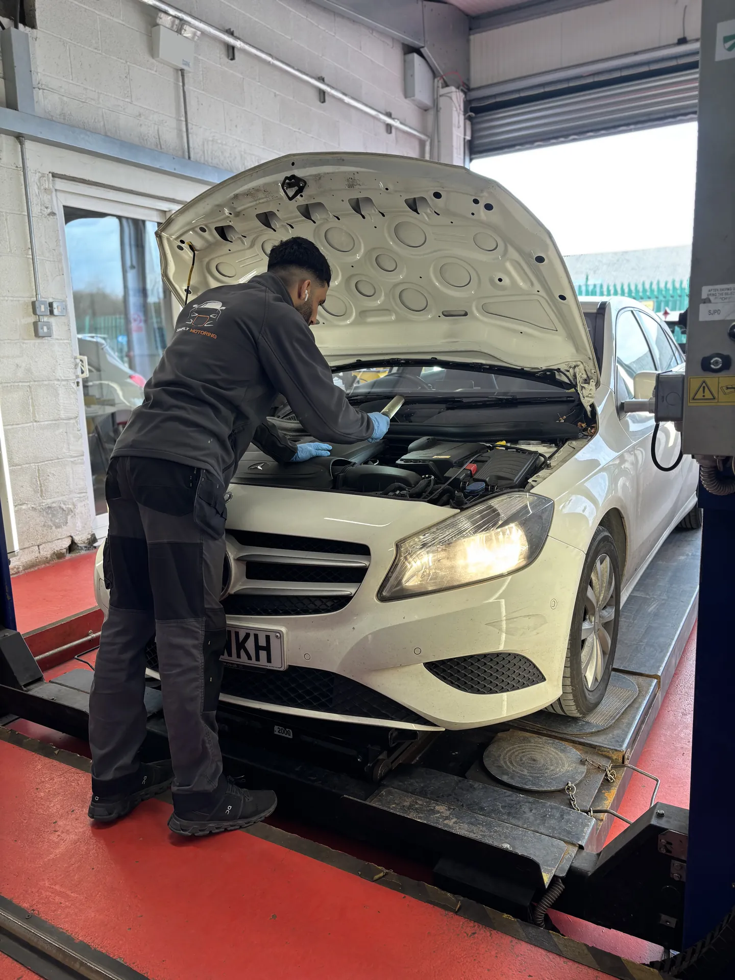 Car servicing at Simply Motoring
